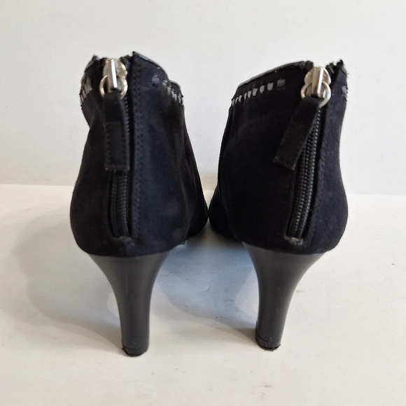 Life Stride Black Faux Suede Academia Preppy Heeled Comfort Ankle Boots Size 9.5 - Picture 6 of 14